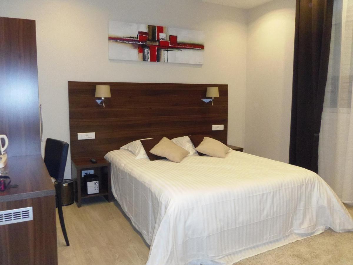 Hotel Le Belvedere Saint-Cyprien  Buitenkant foto